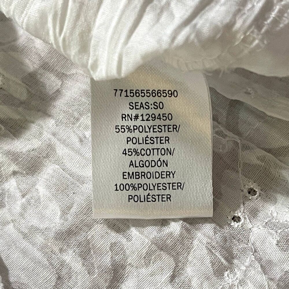 Brina & Em | White Eyelet Embroidered Button-Front Blouse | Large - Picture 7 of 8